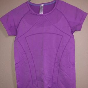 ivivva fly tech short sleeve shirt!!
